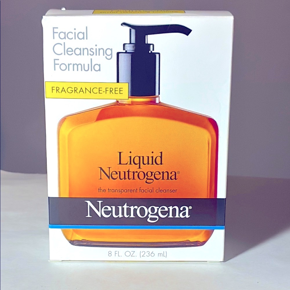 🌿 2/$20 Neutrogena Liquid Facial Cleansing Formula – Fragrance-Free